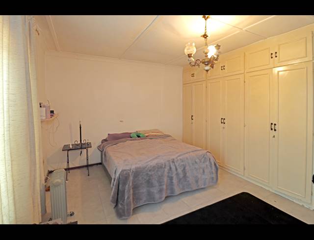 5 BEDROOM HOUSE FOR SALE IN ORANGE GROVE